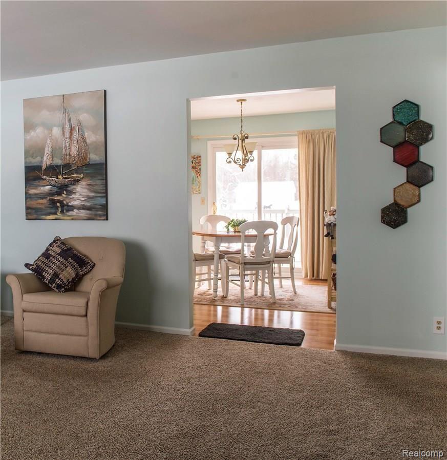 12271 Coldwater Road Flushing, MI 48433 - Photo 8 of 18 livingroom3.jpg