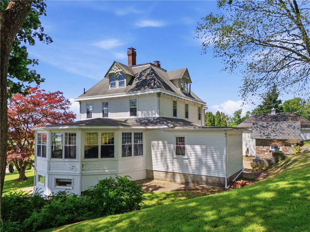 1660 Main Road Tiverton, RI 02878 - Photo 44 of 50