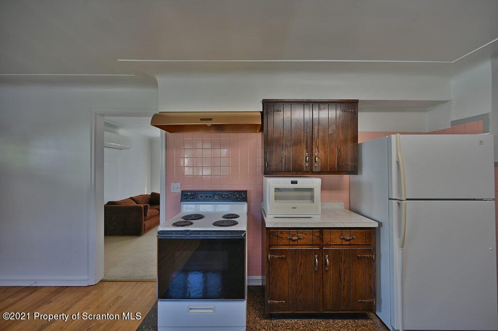 1610 Green Ridge Street Dunmore, PA 18509 - Photo 24 of 60