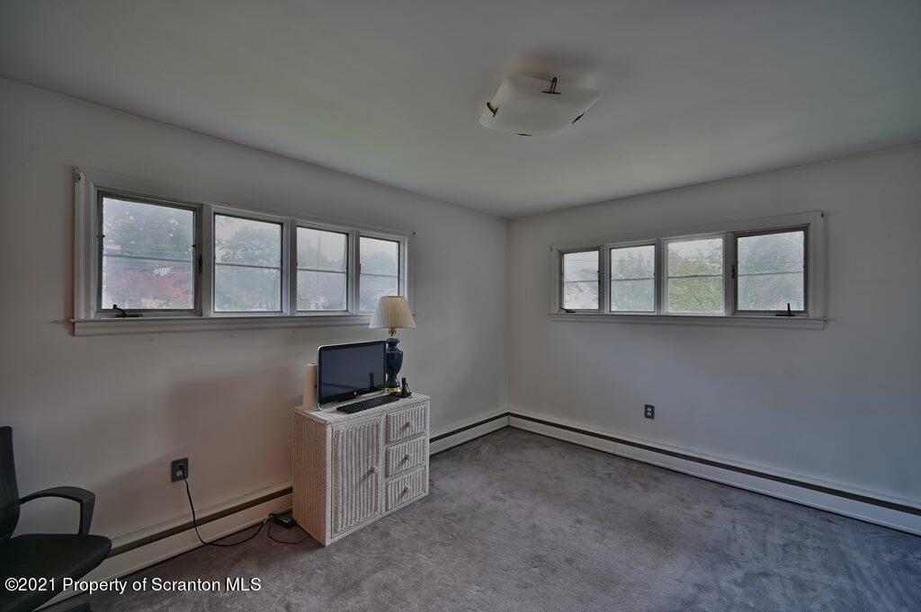 1610 Green Ridge Street Dunmore, PA 18509 - Photo 40 of 60