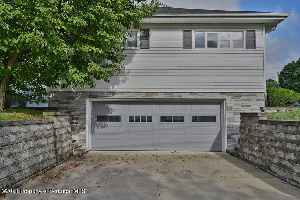 1610 Green Ridge Street Dunmore, PA 18509 - Photo 51 of 60