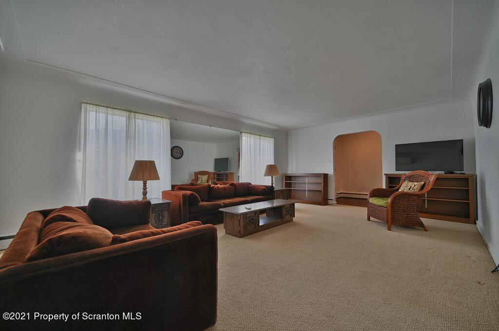 1610 Green Ridge Street Dunmore, PA 18509 - Photo 5 of 60
