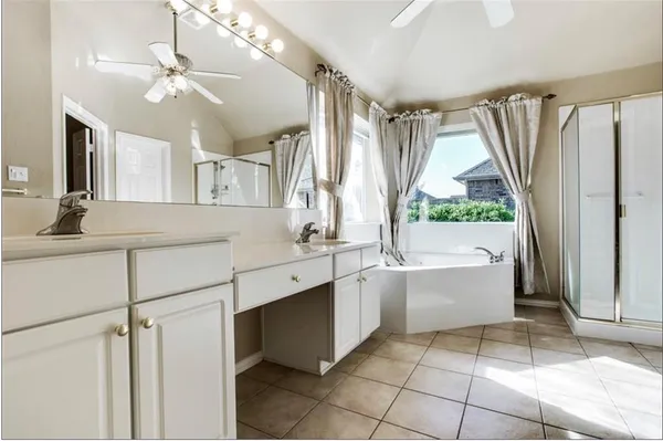 $2,750 | 1645 Castle Pines Drive, Frisco, TX 75036