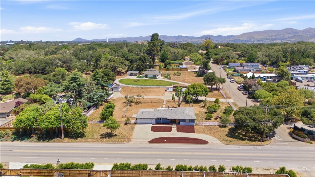 652 Pomeroy Road Nipomo, CA 93444 - Photo 3 of 60 Welcome to 652 Pomeroy Rd & 880 Calimex Place!