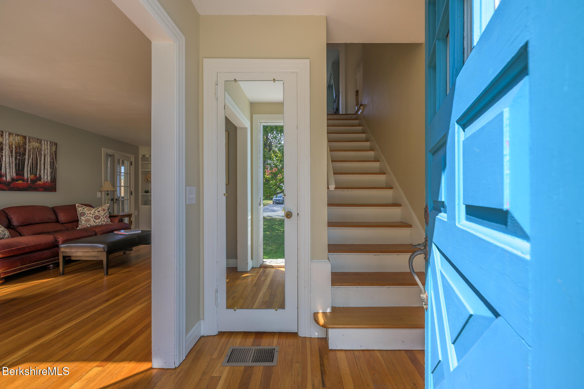 36 Roberta Road Pittsfield, MA 01201 - Photo 1 of 50 36 RobertaRd96816