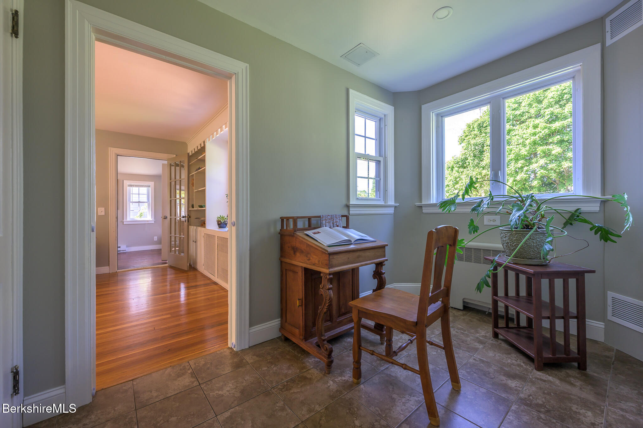 36 Roberta Road Pittsfield, MA 01201 - Photo 11 of 50 36RobertaRd96785