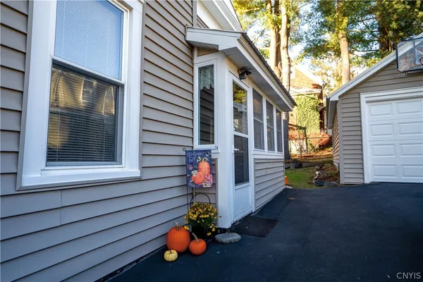 $189,900 | 14 Diamond Street, Little Falls, NY 13365