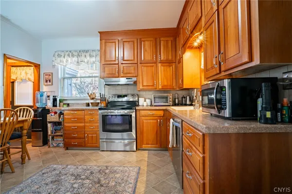 $189,900 | 14 Diamond Street, Little Falls, NY 13365