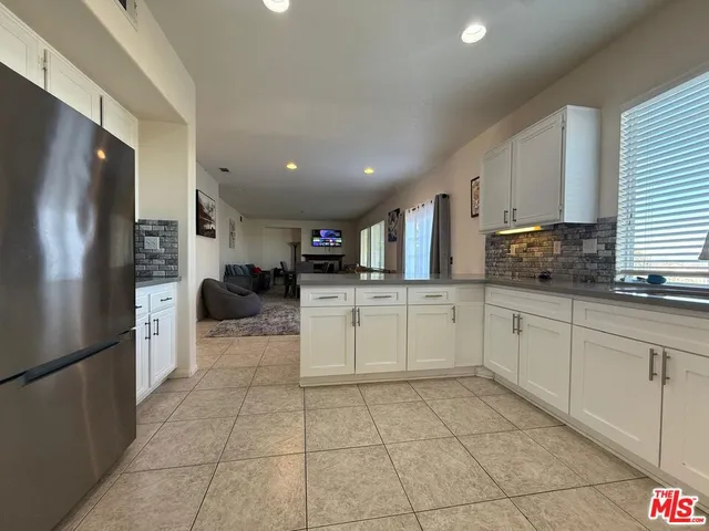 $698,000 | 719 East Ave Q10, Palmdale, CA 93551