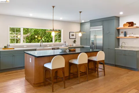 $1,695,000 | 106 Rheem Boulevard, Orinda, CA 94563