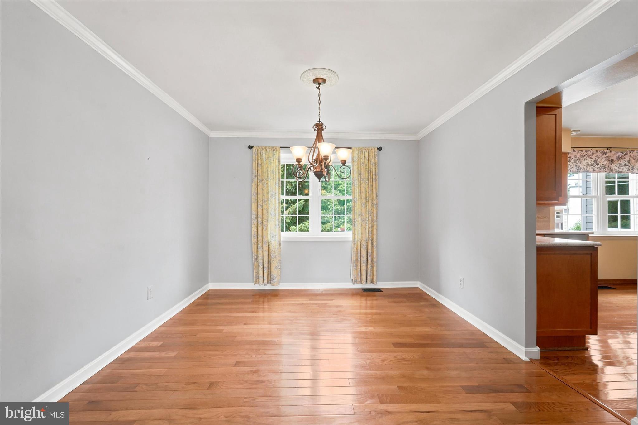 1928 Appaloosa Road Warrington, PA 18976 - Photo 6 of 39