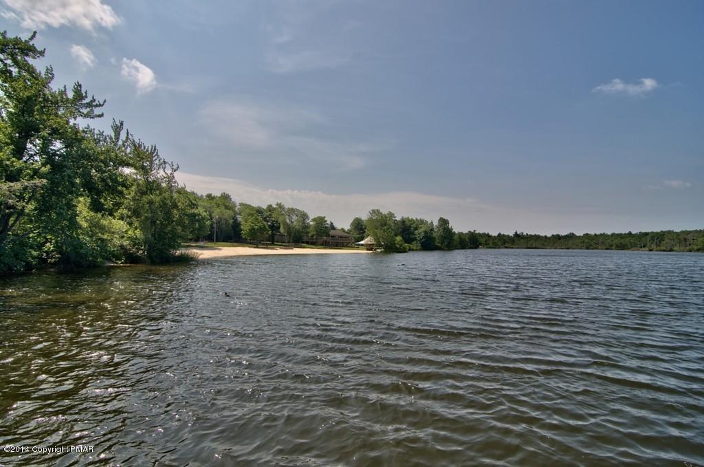 4161 Hickory Road Tobyhanna, PA 18466 - Photo 25 of 31 a view of lake and mountain
