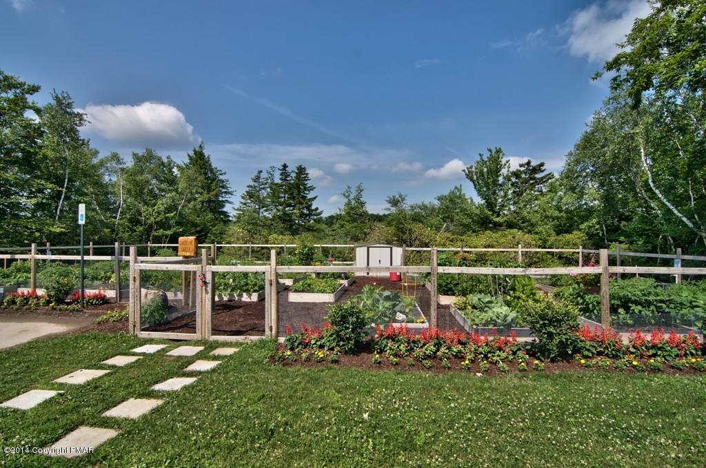 4161 Hickory Road Tobyhanna, PA 18466 - Photo 30 of 31 a view of a garden
