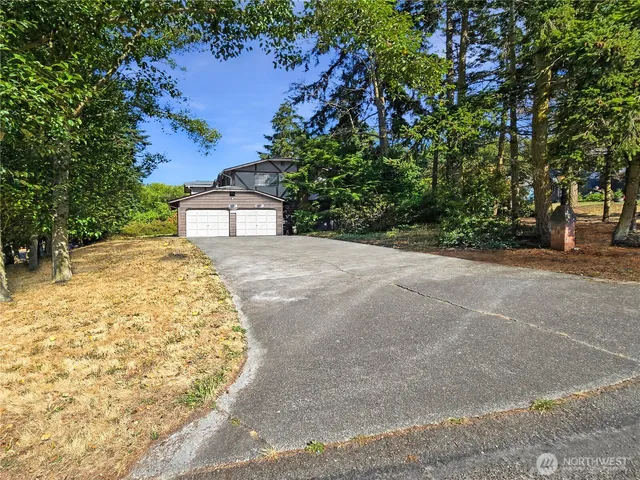 $537,500 | 2283 Darvic Place, Oak Harbor, WA 98277
