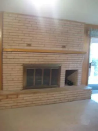 $1,800 | 1500 West Baldridge Street, Ennis, TX 75119