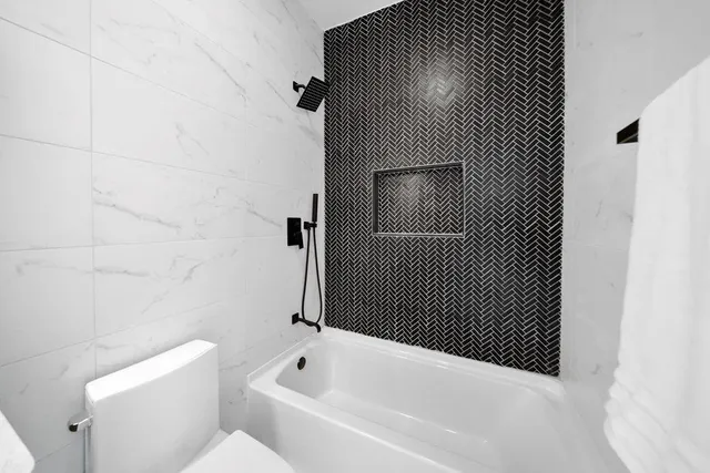 $6,400 | 7505 Larchmont Drive, Dallas, TX 75252