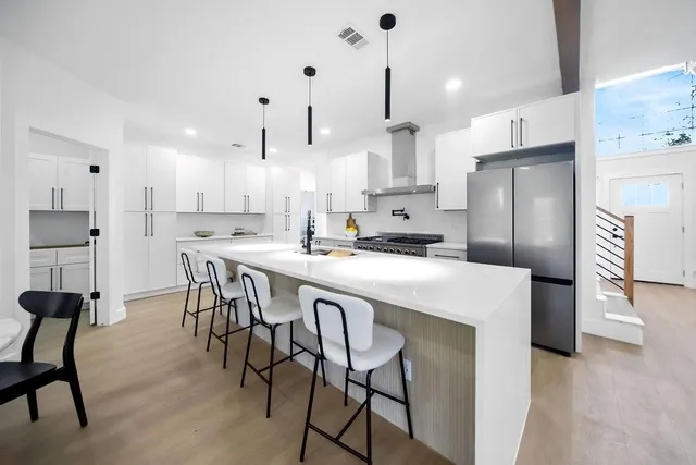 $6,400 | 7505 Larchmont Drive, Dallas, TX 75252