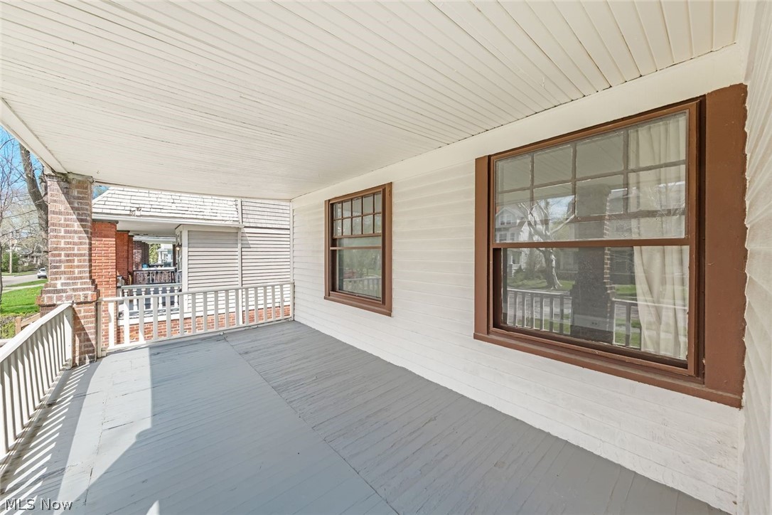1695 Glenmont Road, Unit LOWR Cleveland, OH 44118 - Photo 5 of 29