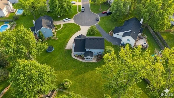 $360,000 | 2101 White Plains Court, Fort Wayne, IN 46815