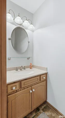 $360,000 | 2101 White Plains Court, Fort Wayne, IN 46815