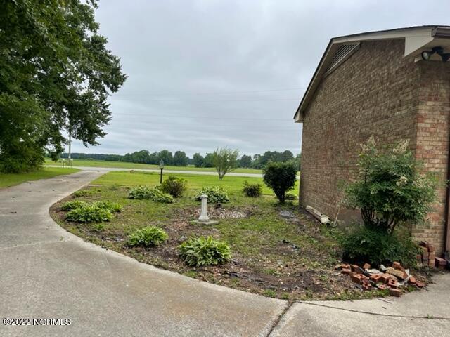 2745 Cameron Langston Road Kinston, NC 28501 - Photo 5 of 27 IMG_2934
