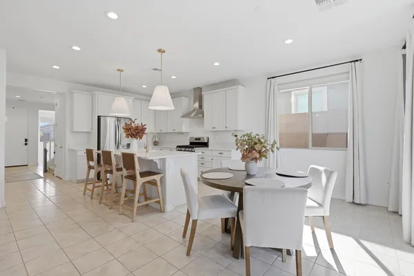 $3,200 | 20234 West Turney Avenue, Litchfield Park, AZ 85340
