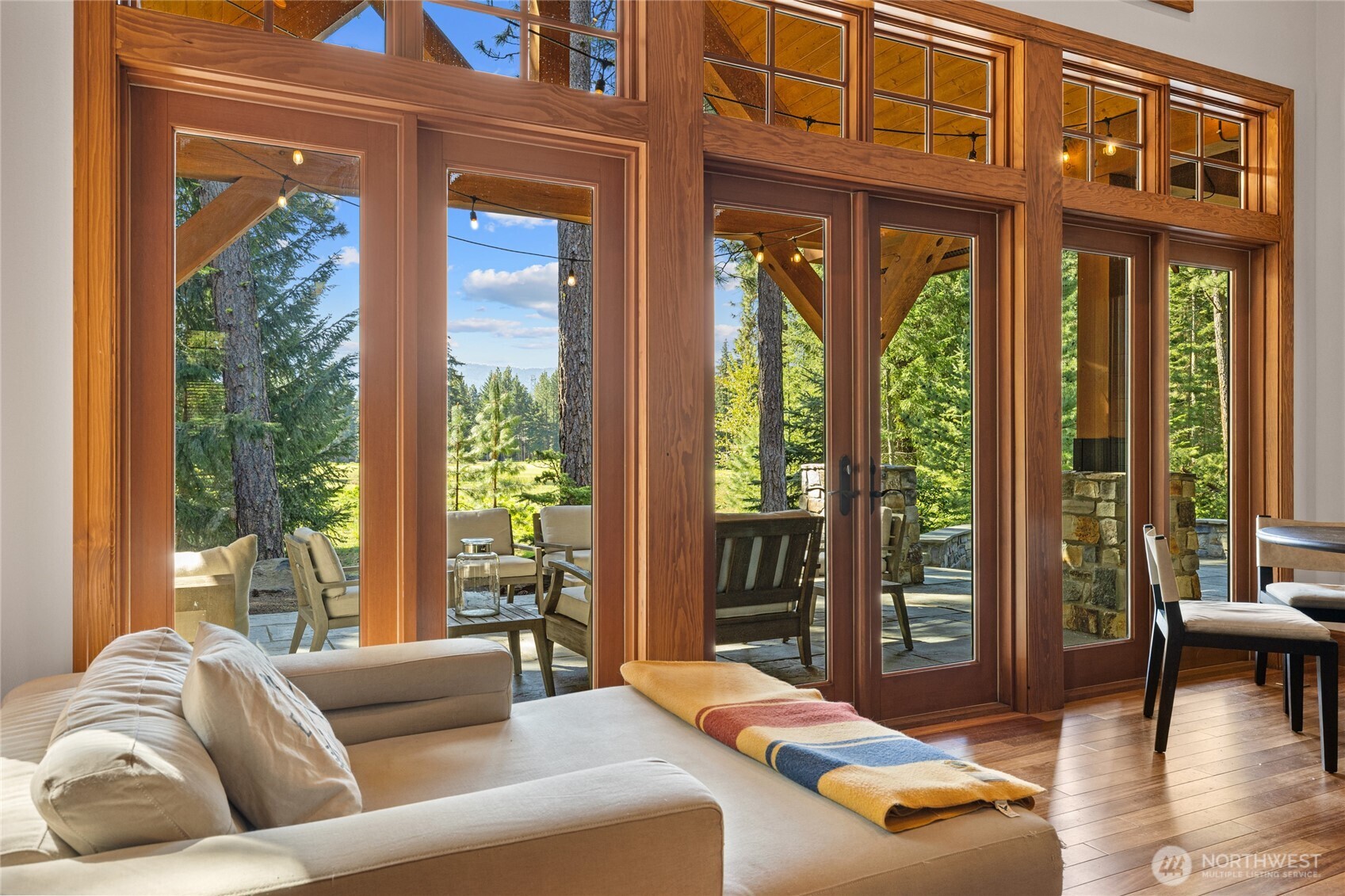 160 Bunchberry Court Cle Elum, WA 98922 - Photo 10 of 40 a living room with furniture and a large window