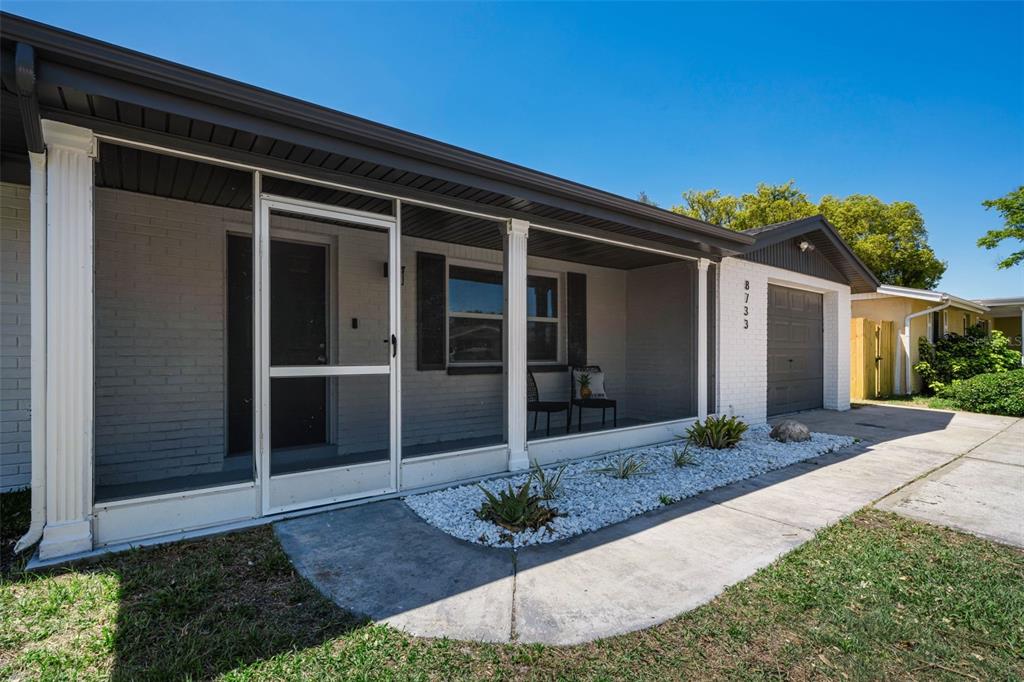 8733 Cochise Lane Port Richey, FL 34668 - Photo 3 of 28 Gallery Image 3