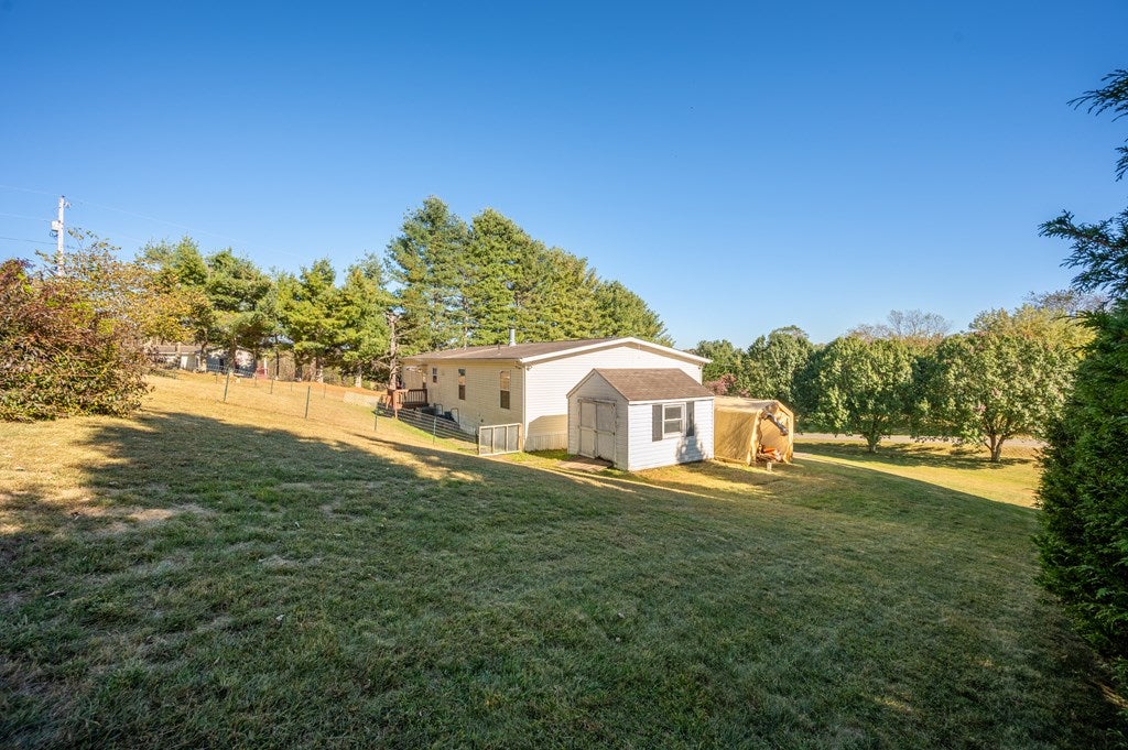 589 Davis Valley Road Rural Retreat, VA 24368 - Photo 68 of 77 Gallery Image 68