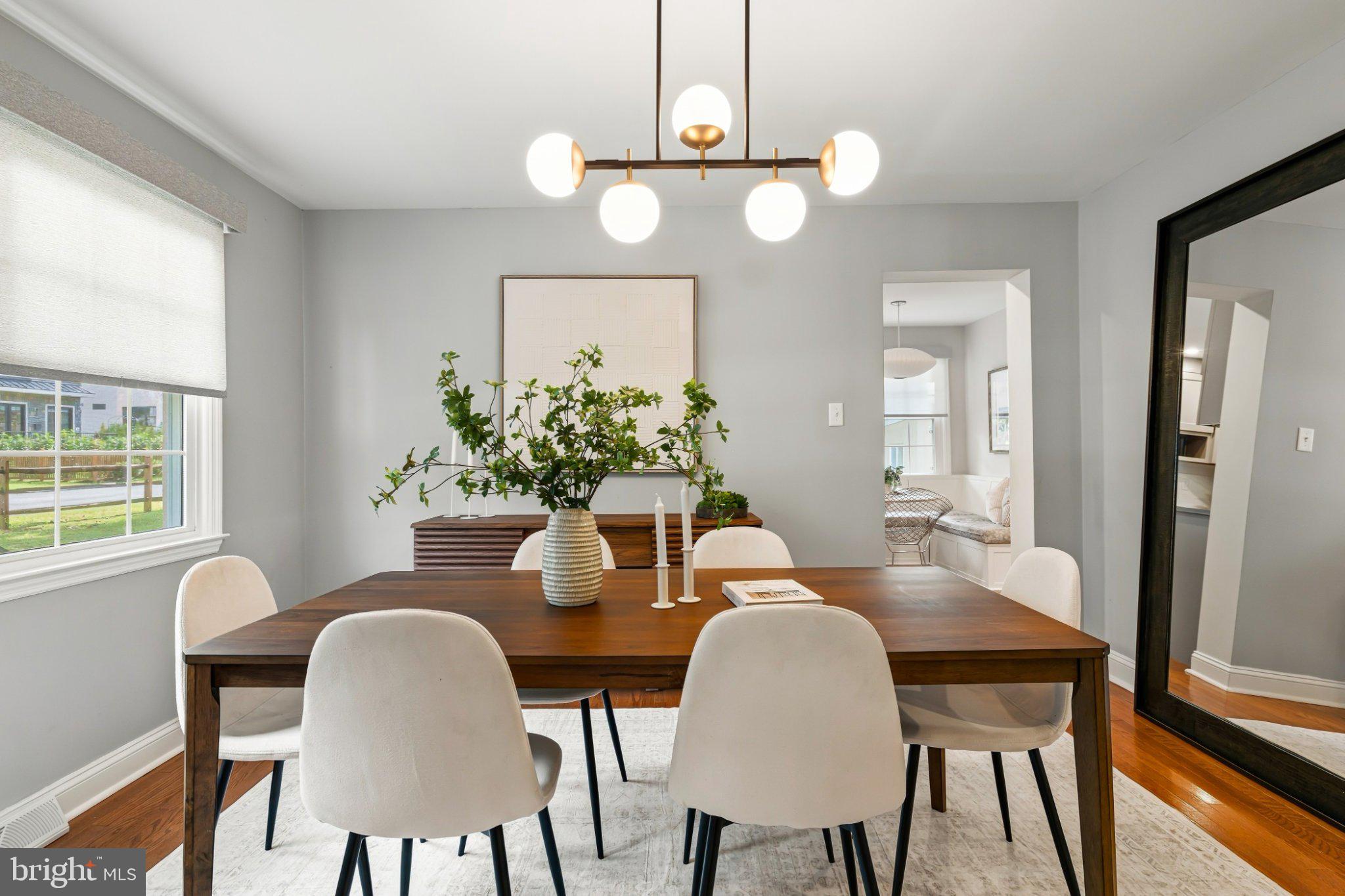 8113 Winston Road Philadelphia, PA 19118 - Photo 10 of 57 Dining room