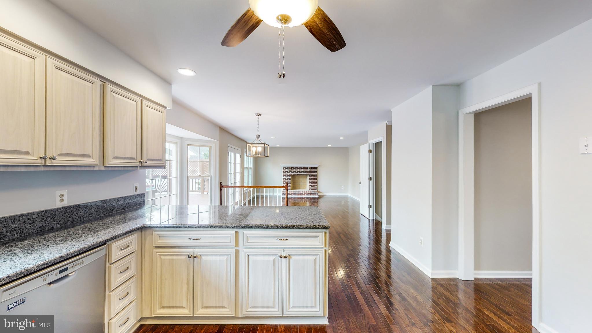 4324 Decatur Drive Woodbridge, VA 22193 - Photo 13 of 48