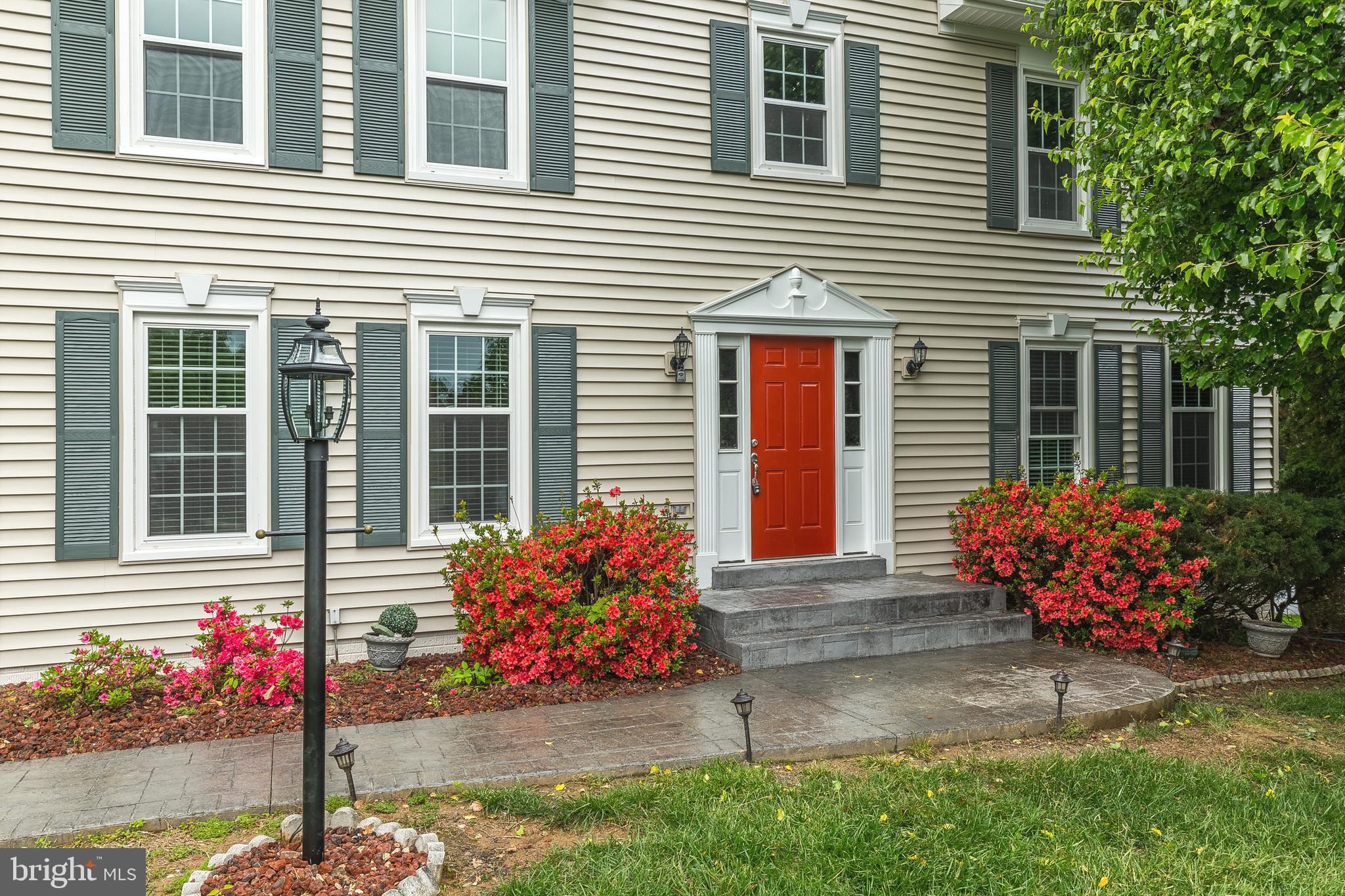 4324 Decatur Drive Woodbridge, VA 22193 - Photo 3 of 48