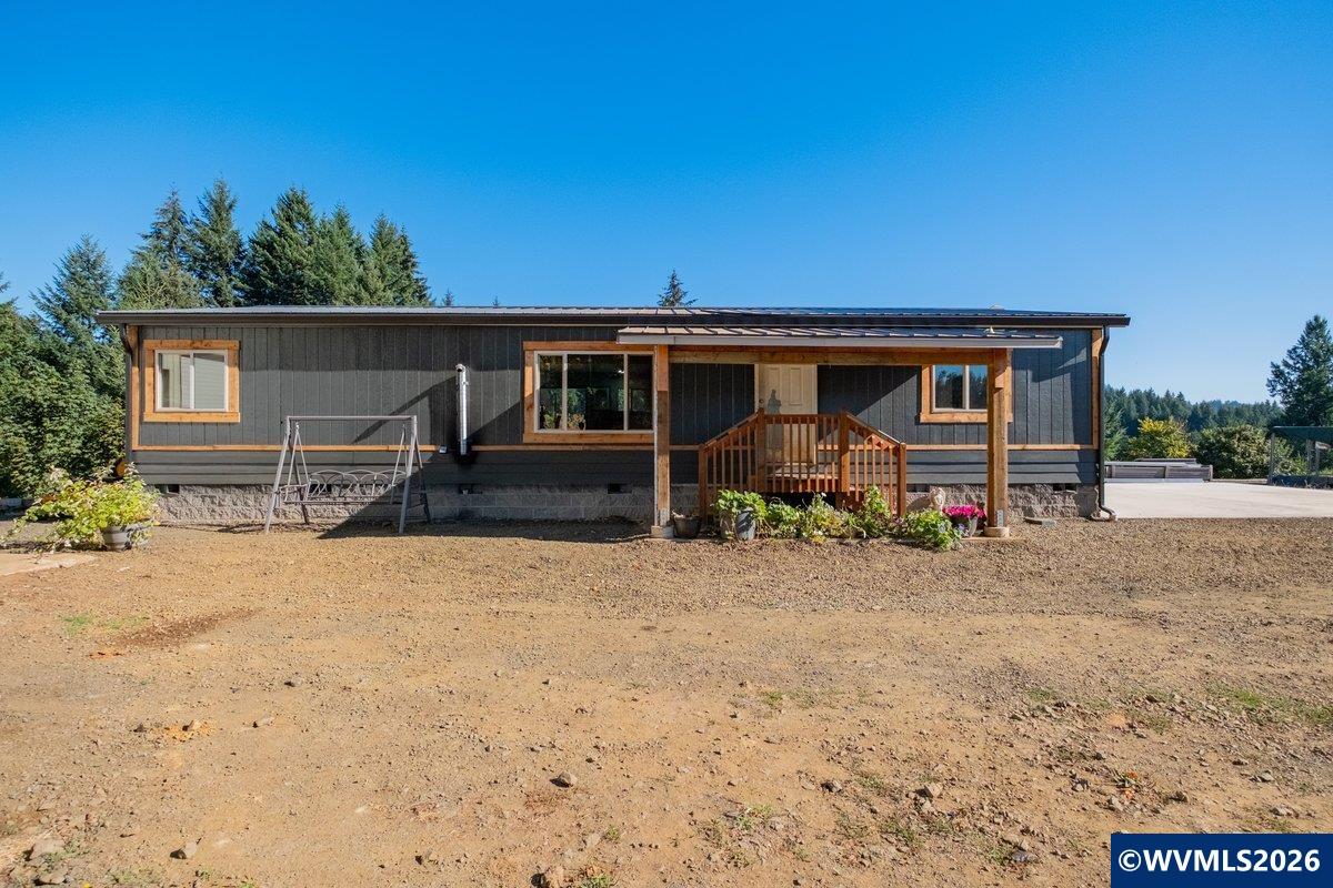 660 Harrington Road Falls City, OR 97344 - Photo 6 of 26 Gallery Image 6