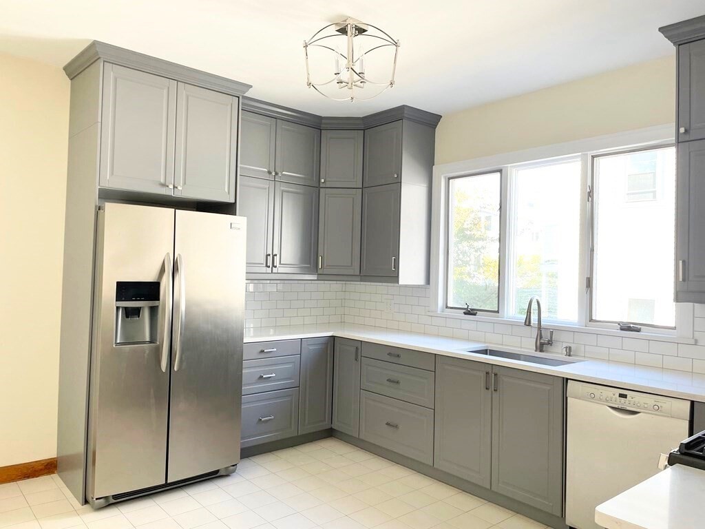 150 Spruce Street, Unit 1 Watertown, MA 02472 - Photo 3 of 9