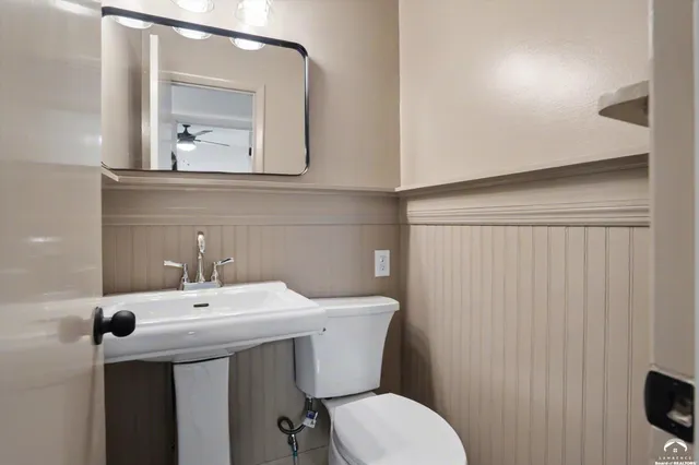 $360,000 | 6722 West 77th Terrace, Overland Park, KS 66204