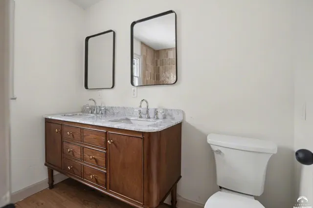 $360,000 | 6722 West 77th Terrace, Overland Park, KS 66204