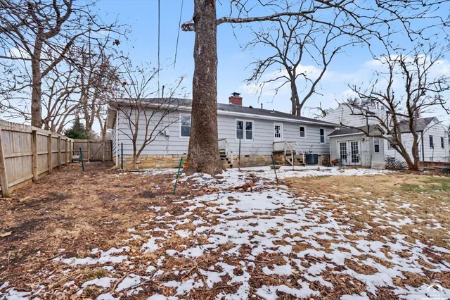 $360,000 | 6722 West 77th Terrace, Overland Park, KS 66204