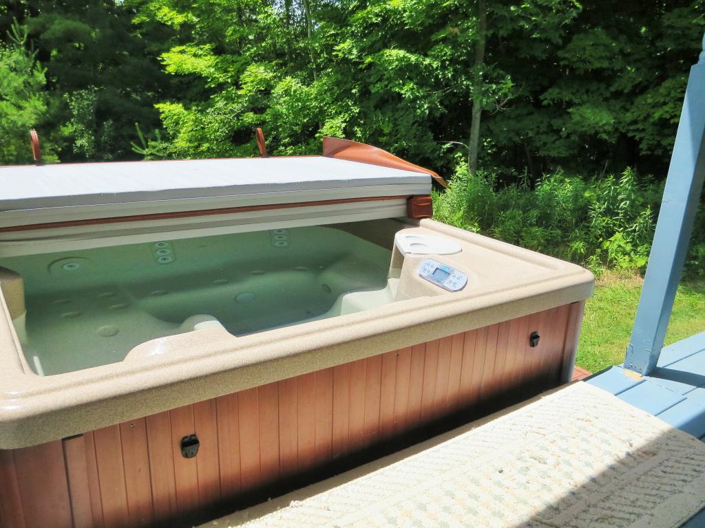 192 Pine Hollow Road Pownal, VT 05261 - Photo 14 of 39