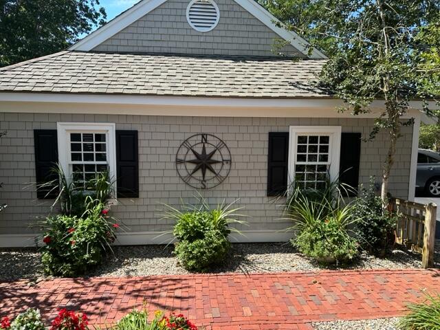 201 Dun Robin Road Mashpee, MA 02649 - Photo 2 of 27 Garage