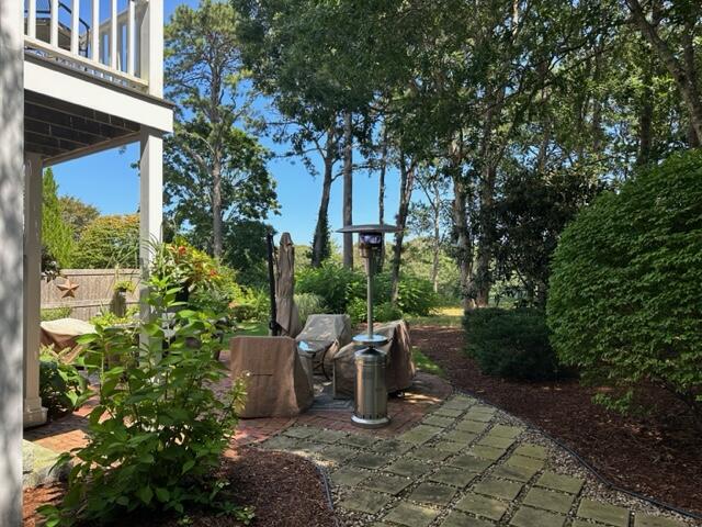 201 Dun Robin Road Mashpee, MA 02649 - Photo 5 of 27 Side Yard