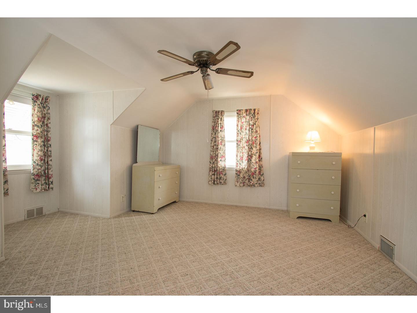 323 Taylor Road Springfield, PA 19064 - Photo 12 of 25