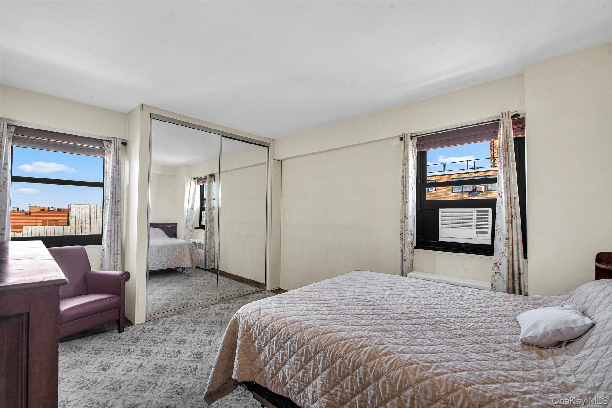 33-43 14th Street, Unit 14D Queens, NY 11106 - Photo 5 of 6 Bedroom