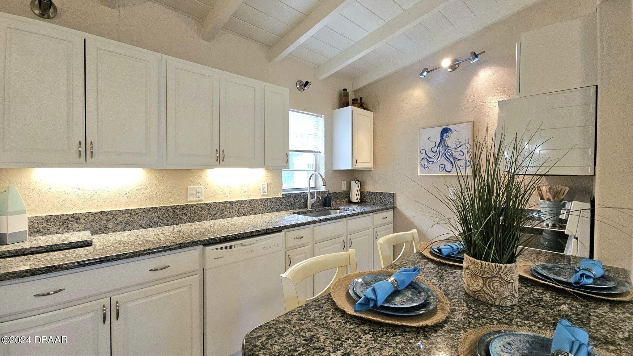 5 Essex Drive Ormond Beach, FL 32176 - Photo 20 of 51 beautiful wood beam ceilings