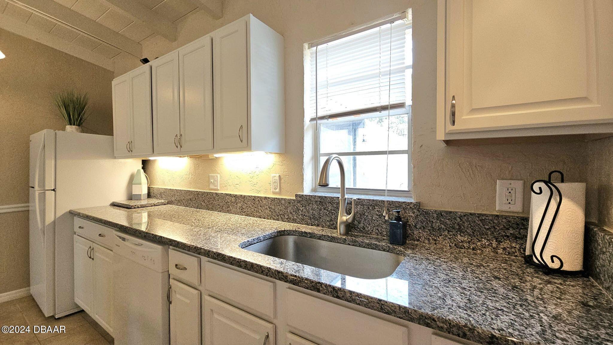 5 Essex Drive Ormond Beach, FL 32176 - Photo 21 of 51 granite counters