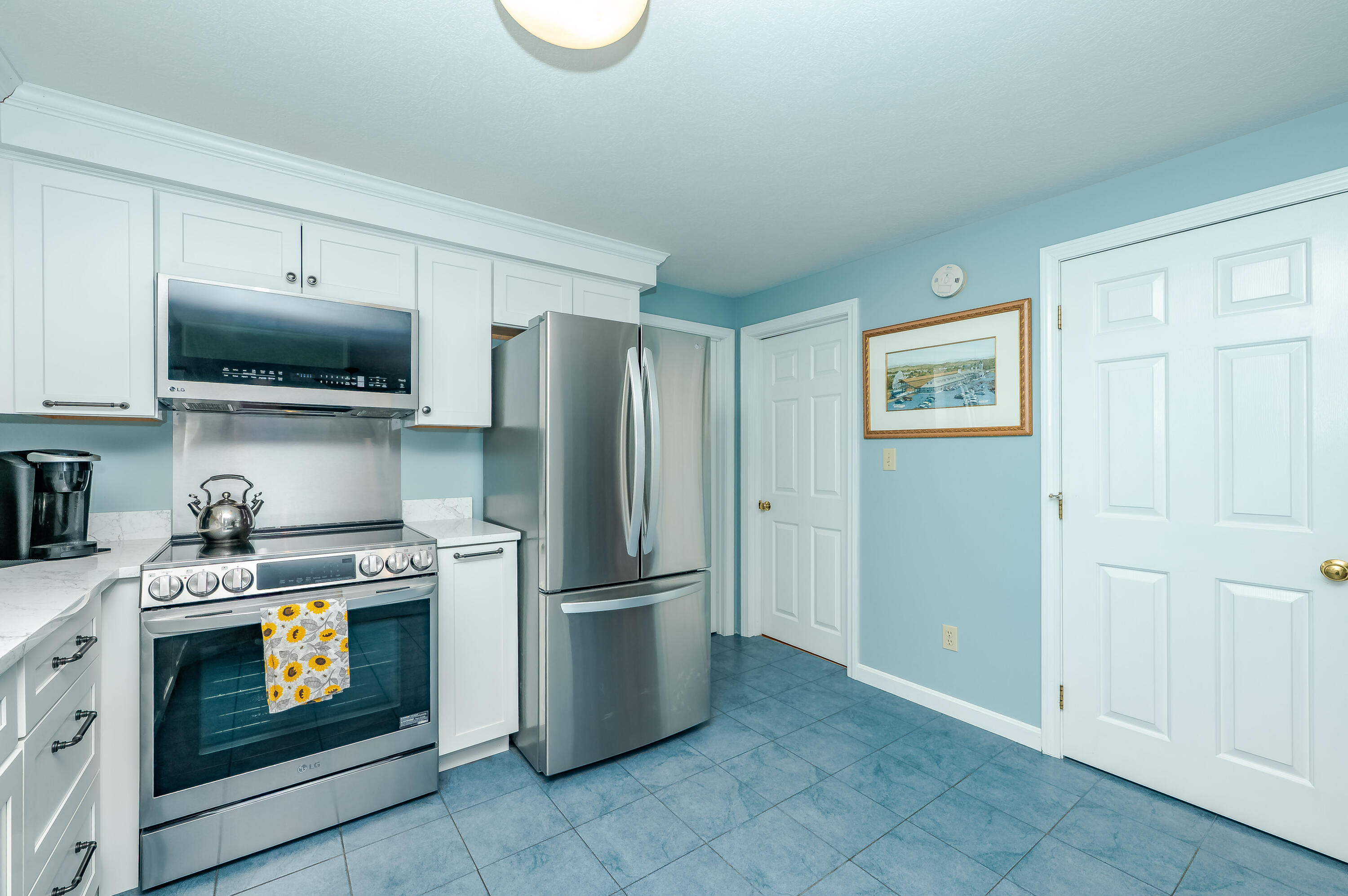 19 Alexander Drive Biddeford, ME 04005 - Photo 12 of 51 _DSC8287