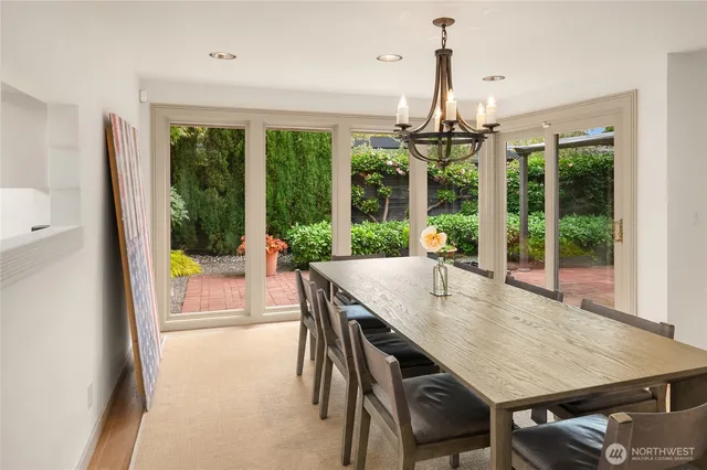 $2,595,000 | 2124 Broadmoor Drive East, Seattle, WA 98112