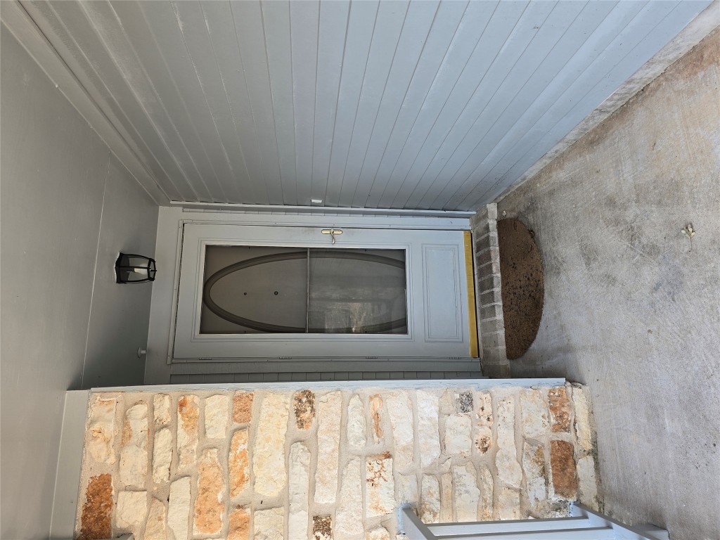 16922 Whitebrush Loop Austin, TX 78717 - Photo 2 of 10 a view of wooden door
