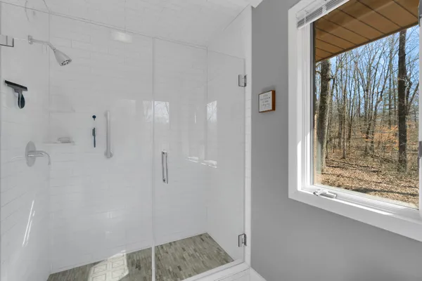 $639,000 | 40 Sarvis Ridge Road, Normandy, TN 37360