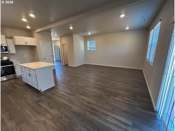 $449,000 | 2676 U Street, Springfield, OR 97477