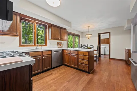 $785,000 | 14 Bristol Court, Lincolnshire, IL 60069